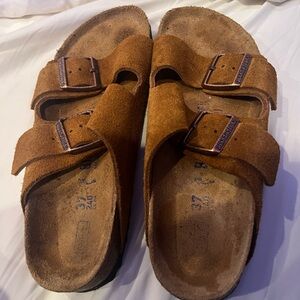 Arizona Birkenstocks brown